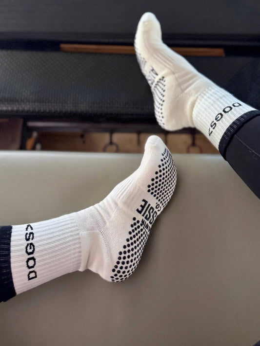 Brewin Aussie Co. "Dogs>" Athletic Grip Socks 